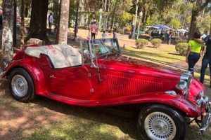 3-carro-antigo